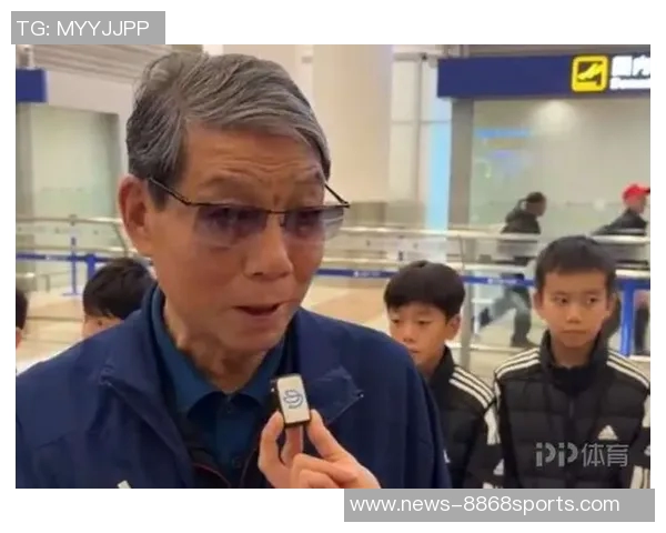 崇明五虎齐聚一堂武磊等人拜访徐根宝共话足球梦想